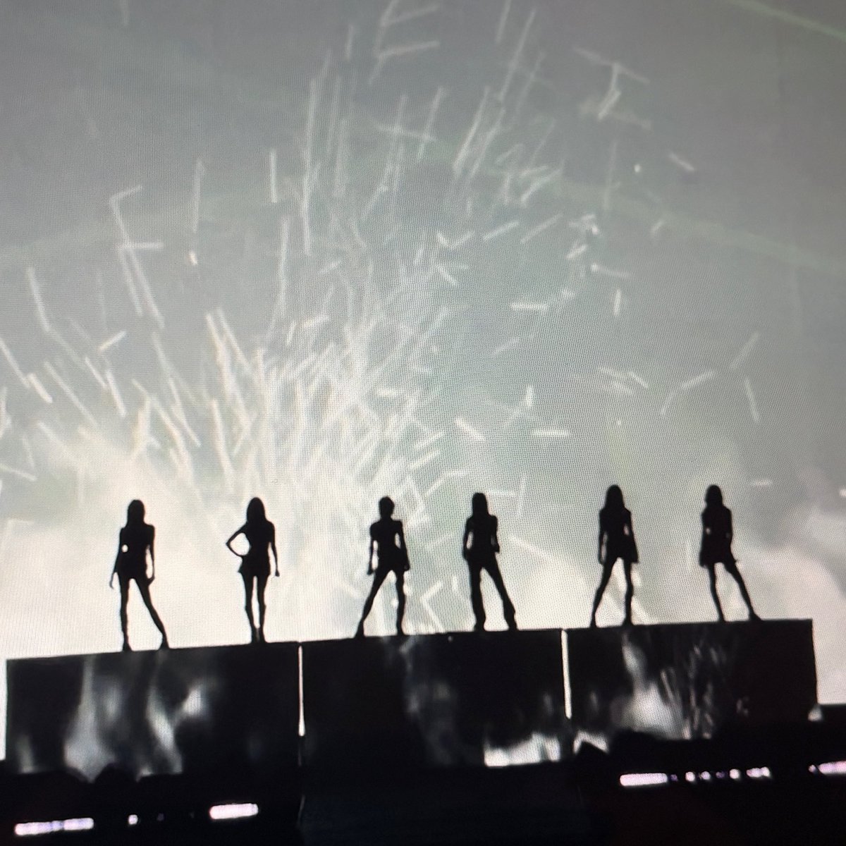 picbaemon's tweet photo. ASA WEVERSE UPDATE 

🇯🇵🖤 https://t.co/RjTfXYUfBB