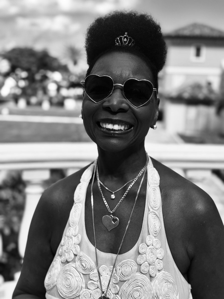FloellaBenjamin's tweet photo. Thank you everyone for your happy birthday wishes especially from my #Playschool Babies. I feel truly blessed. Sending virtual hugs to you all full of joy and happiness. Keep smiling ❤️❤️ https://t.co/OkEk00H95a