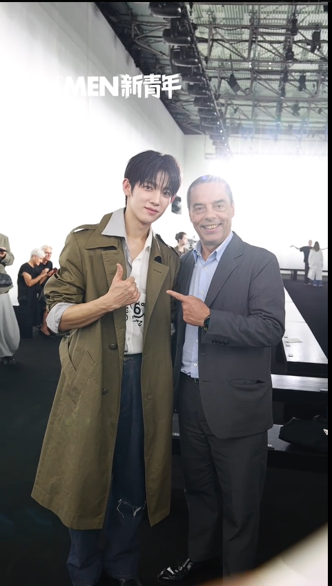 Konoha_1218's tweet photo. xin cảm ơn ELLEMEN!!!

SIWOO MILAN FASHION WEEK SS27 #PARKSIWOOxMM6 #PARKSIWOOMFWSS27 #박시우 https://t.co/mpVgJzpfF5