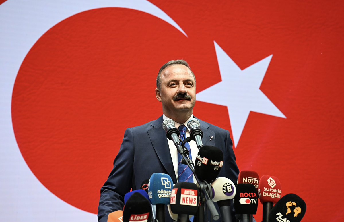 ondersuzer34's tweet photo. @ahmetaltinsoy_ Biz seninle bir olduk https://t.co/xbQzGQ95jk