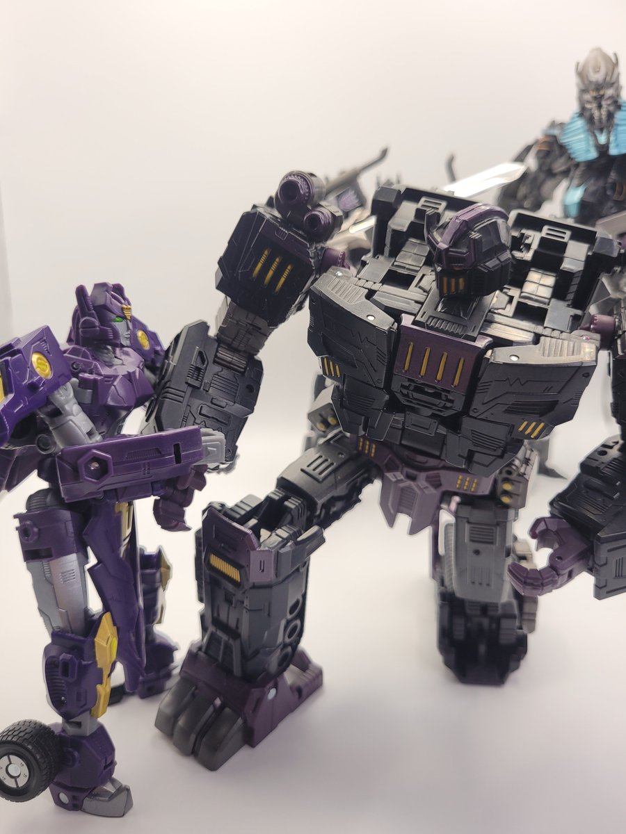 strykor_prime's tweet photo. The moment I got Megatronus in hand, I instantly felt inspired to make a little short story out of toy photography. I hope to refine it someday, turn it into a little comic. https://t.co/7lrnvNxqZ8