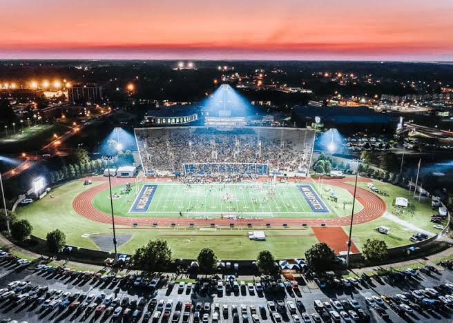 KeganCabbell's tweet photo. I cant express how thankful I am for @racersfootball and @KYFUTURESTARS  for giving me the opportunity to go see Murray state face off against southern Illinois university this Saturday 
@WrightJody @coachjimmyogle @CoachJWalker15 @CoachNickW @coach_thomas70 @CIsbell123 @TLCII73 @caradine_james @Coach_Overton @BrothatoBrotha_
