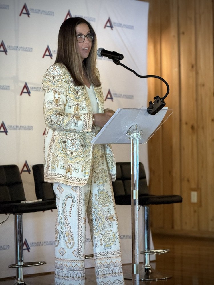 AngletonISD's tweet photo. AISD is proud of Celia Lewis, AISD Education Foundation Executive Director and Alternative Funding Director! Celia was one of the guest speakers at the Angleton Chamber’s annual Blossoming Reverie conference. Thank you for sharing your inspirational story and journey, Ms. Lewis! https://t.co/K9bns8orVr