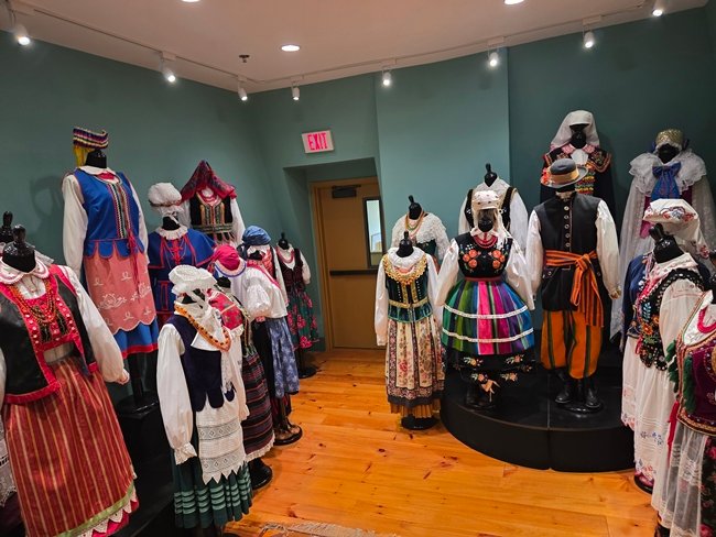 EventsINSIDER's tweet photo. REVIEW: The Polish Center of Discovery and Learning is a Gem of New England (5 stars) https://t.co/HXzwNma8rz https://t.co/5Q7mQn2jFy