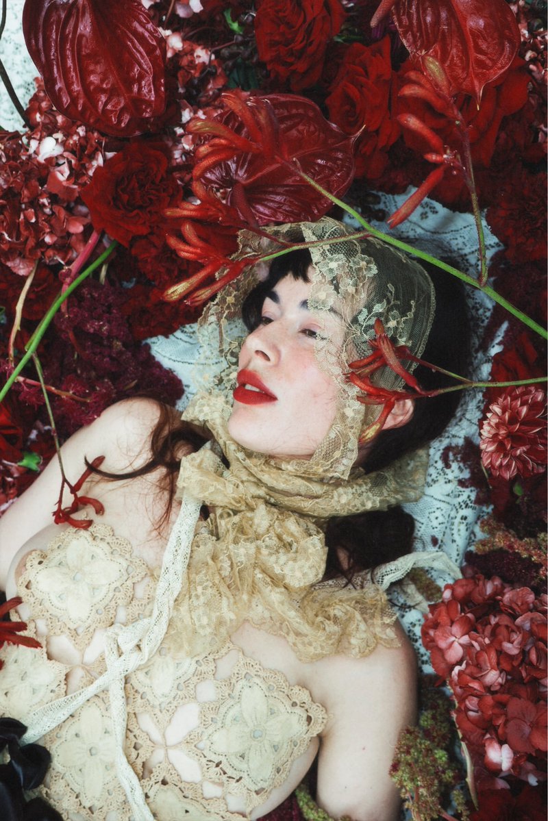 Schmoeness's tweet photo. Always capturing our hearts with her gorgeous petals 

How we adore the divinely delicious @GlassOlive 

Follow | Admire | Desire
Women We Adore
Woman Crush Wednesday