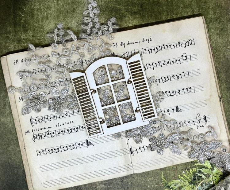 silicasun's tweet photo. #WednesdayWords - It's out! Happy to announce my #poem METAMORPHOSIS pub'd today in this fab  1455 Women Writers Anthology 2026 📚on theme of Silence thnx to editor Sean Murphy @1455LitArts 📖 Details/Copies here: https://t.co/UTHY4Dcmd5 https://t.co/ZwHfhPrkTE 
#silicasun🔔📓💚 https://t.co/mqp0375egg