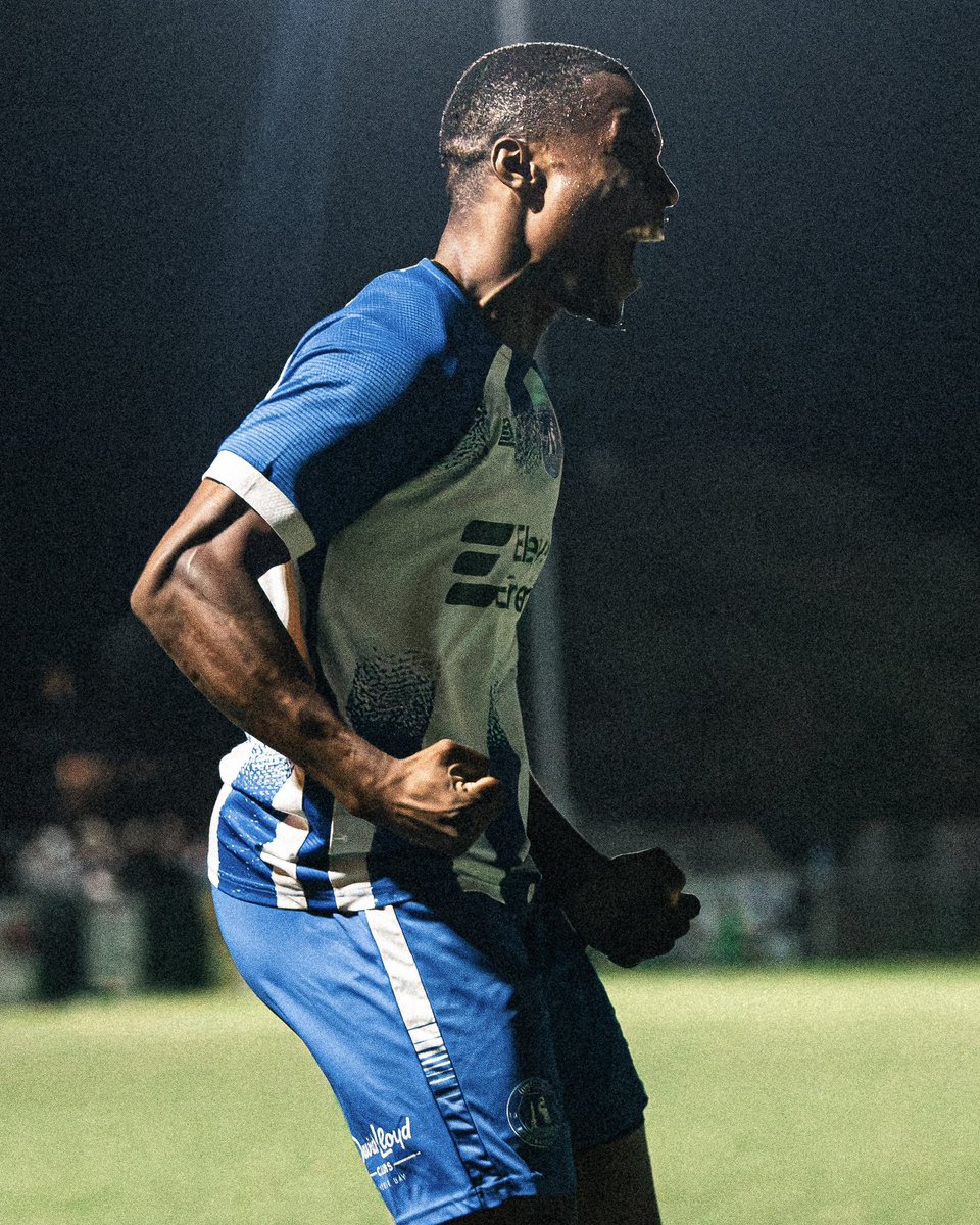 HerneBayFC's tweet photo. 𝓞ℋ, 𝓦ℋ𝓐𝑇 𝓐 𝓝𝓘𝓖ℋ𝑇! 🎶

📸 | @KiransVisuals 

#HBFC | #WeAreTheBay https://t.co/1s78JWmPSb
