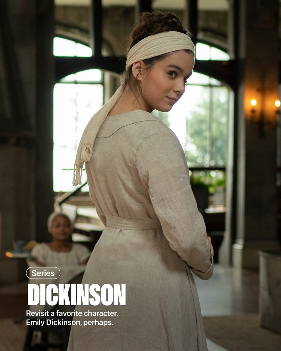 updatesteinfeld's tweet photo. Novas fotos promocionais de Hailee Steinfeld como Emily Dickinson. 

Apple TV | Instagram https://t.co/czwFMxOcLA