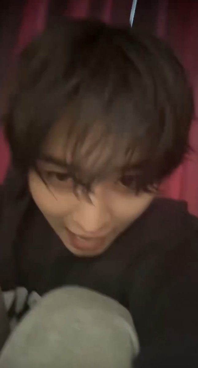 irin_o00's tweet photo. 🖤
#LeeKnow #리노 #リノ https://t.co/nTiVFNLcb9
