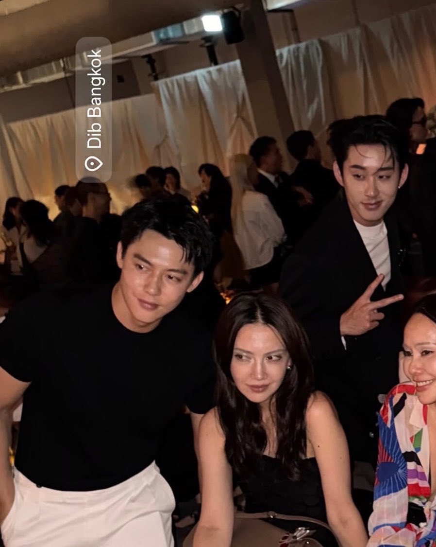 rtswnkd1's tweet photo. เออเหมือนจริง ๆ 555555555555555555555555555 https://t.co/4eLznYMk9P