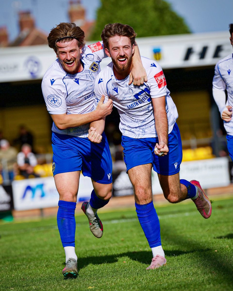 EmiratesFACup's tweet photo. Capturing the emotions of a cupset 📸

Hebburn Town hadn't lost at home since 9 August 2025, but @GuiseleyAFC travelled to beat their higher-ranked hosts.

Club photographer Paul Di Mambro captured it brilliantly 👏 https://t.co/W2EXFtkkGO