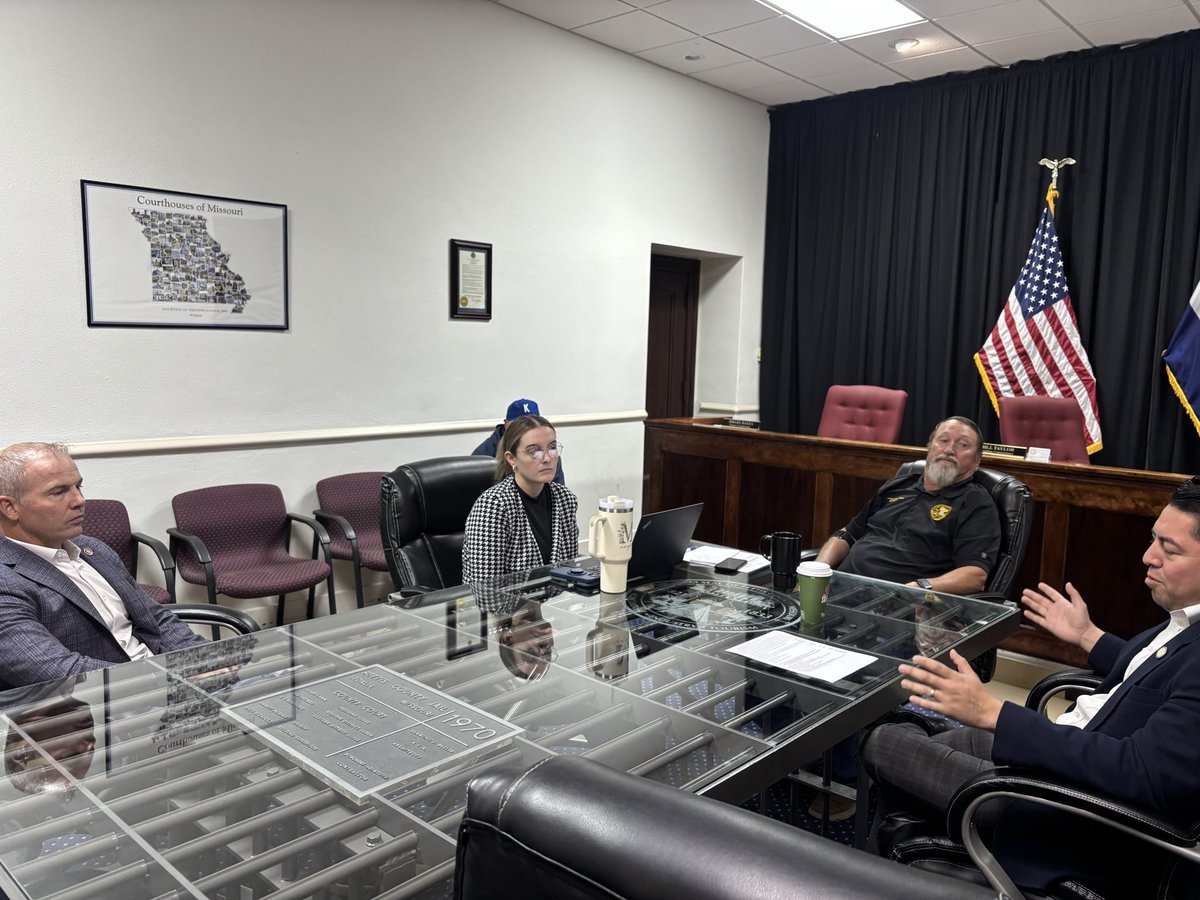 RickBrattin's tweet photo. Yesterday, I sat down with Presiding Commissioner Bill Taylor and Commissioner @IsraelBaezaMO. Both men made clear how seriously they take their responsibility to the families of Pettis County. I also l spoke with local business owners about the economy and what it will take for more Americans to reach the American Dream.