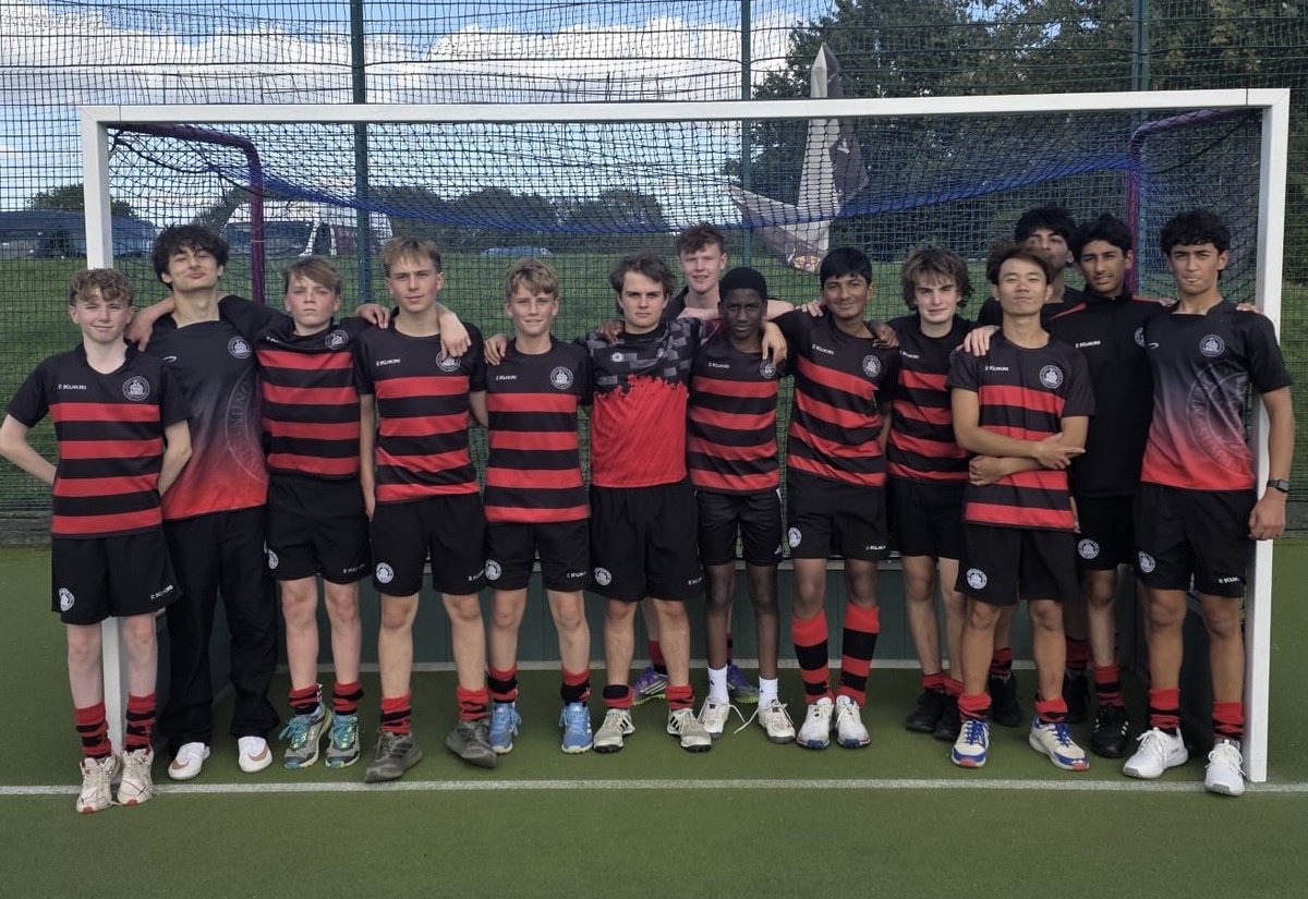 NULS_Sport's tweet photo. A busy day for our Senior boys today;

Rugby 
1st XV NULS 24-19 Oswestry

Hockey
1st XI NULS 3-0 QMGS
2nd XI NULS 1-1 Wolv GS 1st XI

@NULSchoolUK 
@NuLS_Headmaster 
#WeareNULS https://t.co/tWa3WxQa1e