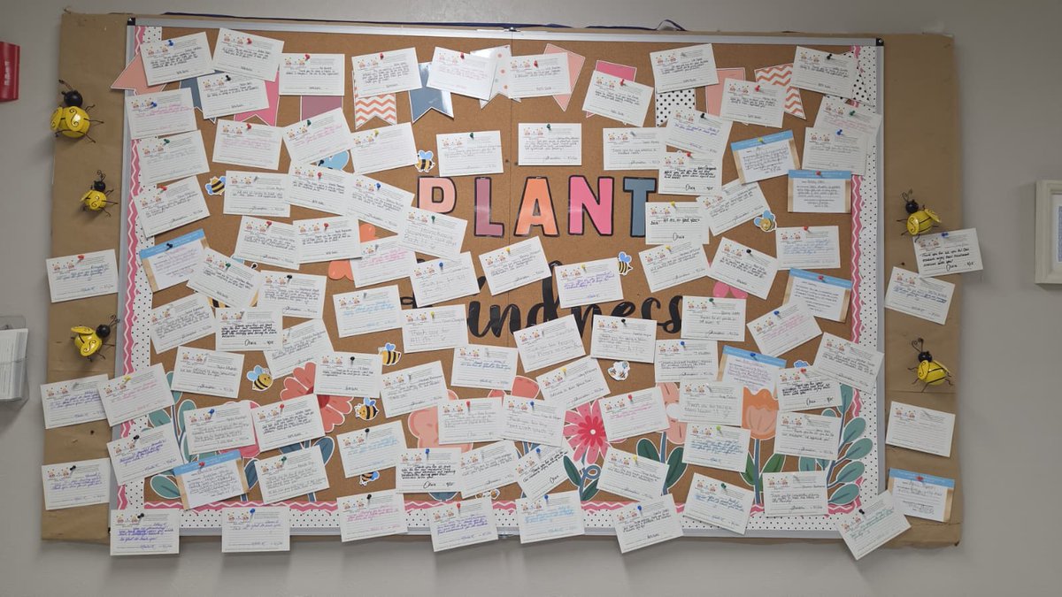 GreensSpruce's tweet photo. 🐝💛 BEE KIND: EMPLOYEE COMPLIMENT DAY!

A little kindness can make a big difference! For Employee Compliment Day, our team filled the Bee Kind Board with thoughtful notes of appreciation, encouragement, and recognition for one another. https://t.co/NyGmZTPJa0
