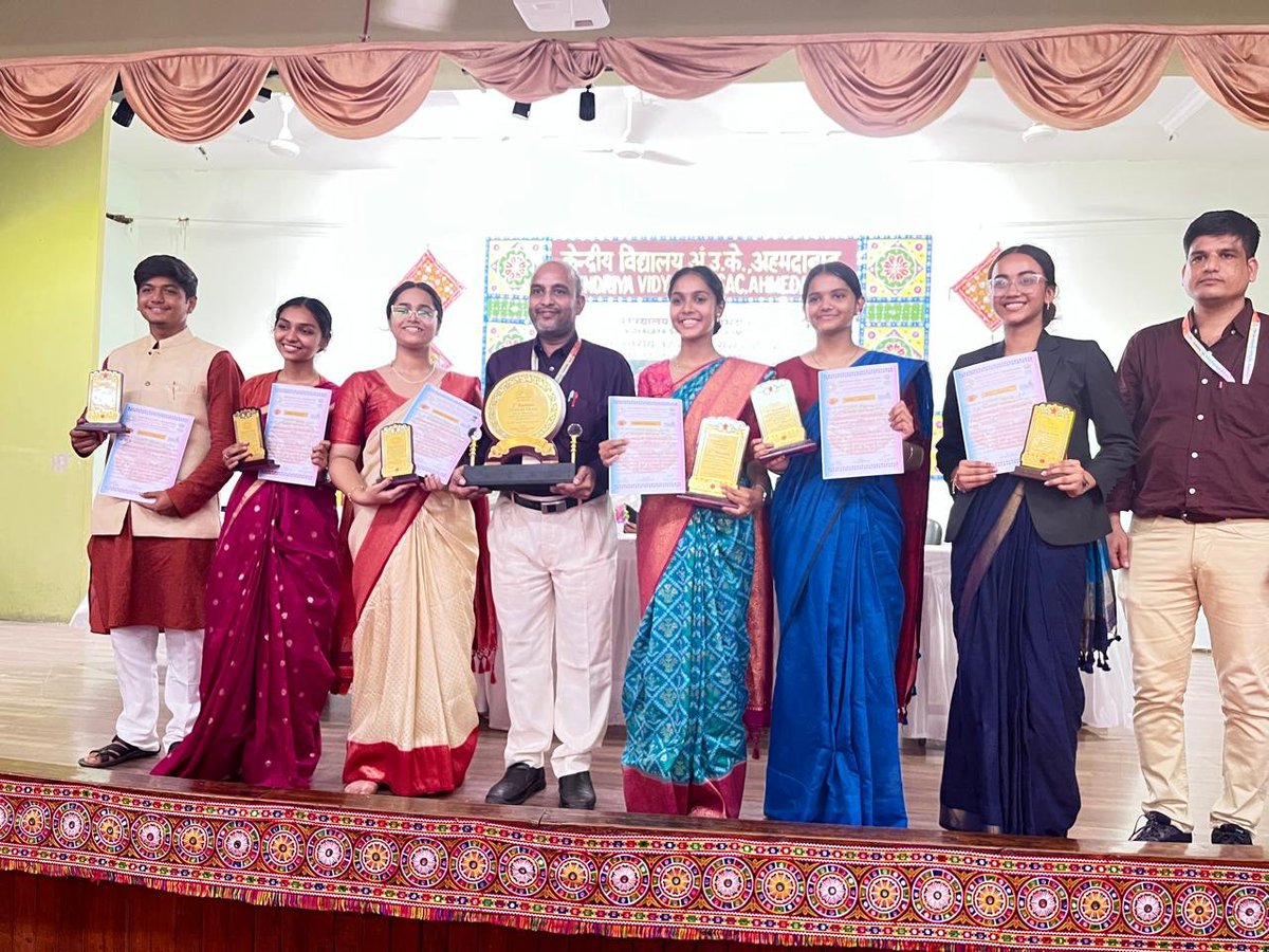 KSabarmati's tweet photo. Proud moments.   !!!
PM SHRI KV Sabarmati 
Winner of
37th Regional Youth Parliament
(KVS AHMEDABAD REGION)
Remarkable Achievement by Team Sabarmati.
We defended our title  !!!

#Youthparliament #KVS
@KVS_HQ @AhmedabadRo @drmadiwr @mpa_india https://t.co/LjlRaphJHc