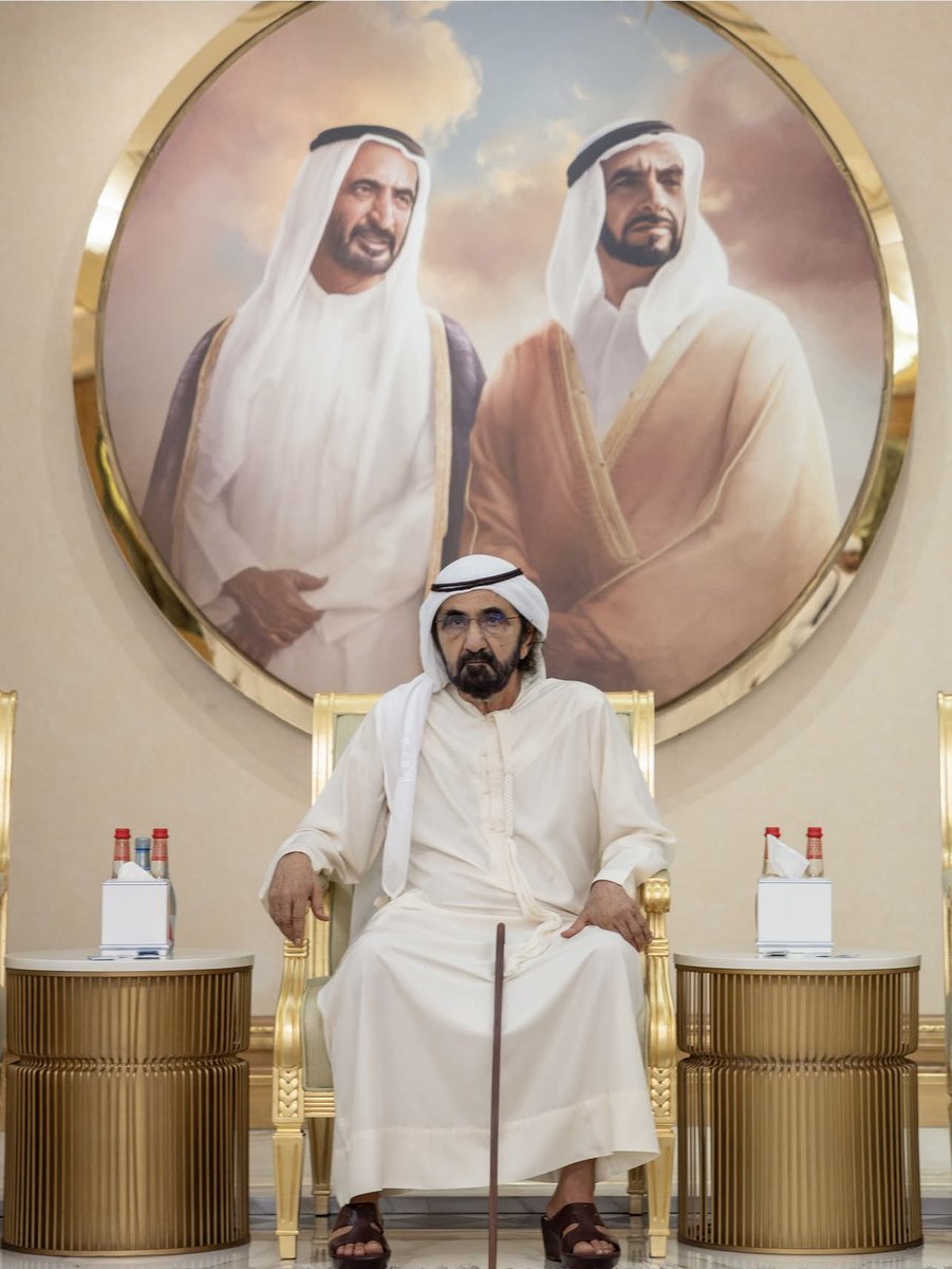 4oUae's tweet photo. اللهم أجرِ صاحب السمو الشيخ محمد بن راشد بعد فقد أخيه، وأفرغ عليه صبراً جميلاً، واجبر كسر قلبه، وبدّل وحشته طمأنينة ورضا. اللهم ارحم الفقيد أحمد وأسكنه فسيح جناتك. آمين https://t.co/fGeUC2tvfx
