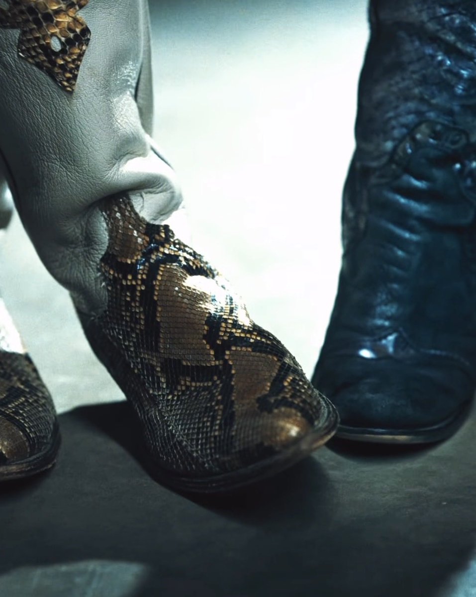 allkindsofran's tweet photo. Miranda Lambert X Ella Langley X 🐍👢 https://t.co/AxPQEbtOim