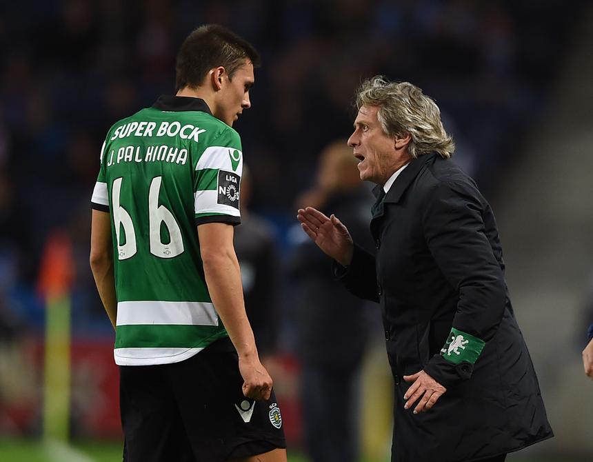 AsQuinasOff's tweet photo. "Si Palhinha sera titulaire face au Pays de Galles ? Je ne peux pas le dire. Cristiano a un statut, donc je peux le dire. Mais pas lui." 

— Jorge Jesus https://t.co/gGpDRJTCZv
