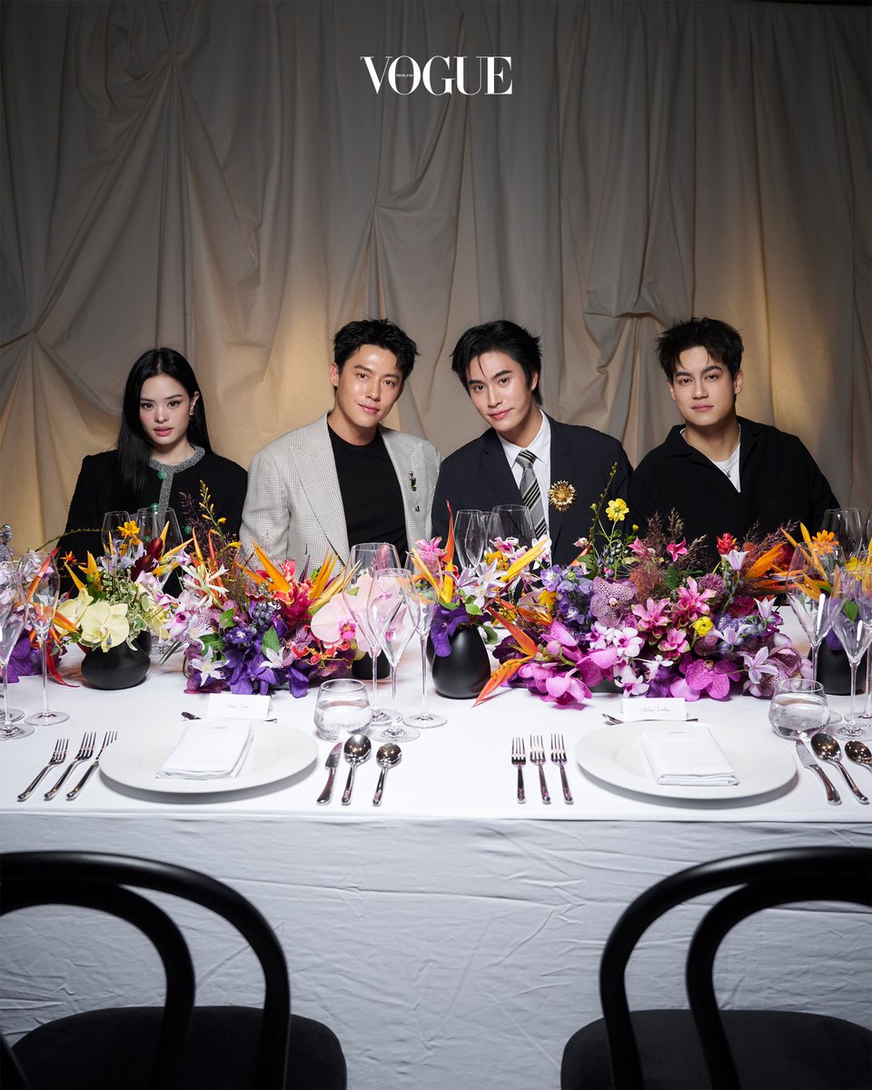 VogueThailand's tweet photo. https://t.co/At5lw7ujBN