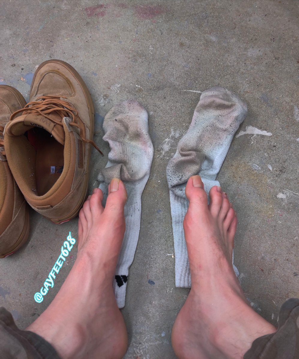 gayfeet628's tweet photo. Some rank adidas crew socks I worked on a week ago. They smelled so good https://t.co/uc5SeQnypi