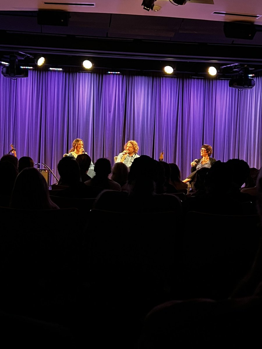 marcs_mark's tweet photo. Last night @kevinmorby at @GRAMMYMuseum ❤️👏🎸🎤 https://t.co/X8BdnEEbZE