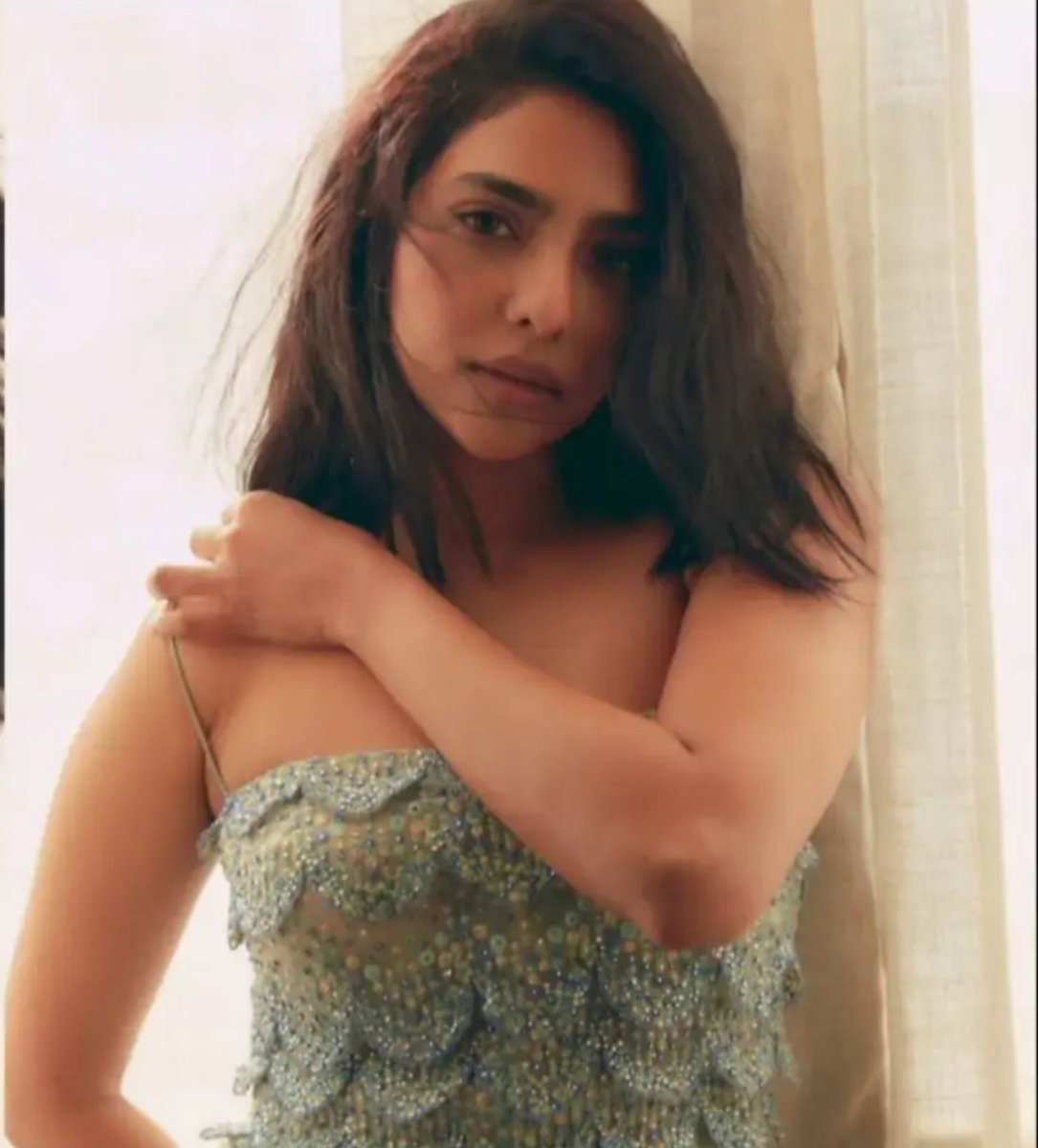 hypperealist's tweet photo. Aishwarya Lekshmi 
#Aishwarya https://t.co/AUw83OhdHs