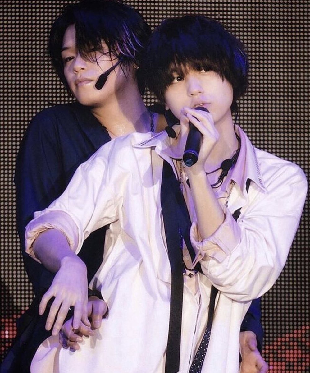 himawari_m118's tweet photo. いのたか推しにはたまらない周年になりそうです💙💜

#HeySɑyJUMP
#伊野尾慧
#髙木雄也 https://t.co/Mrb6cFWBhd