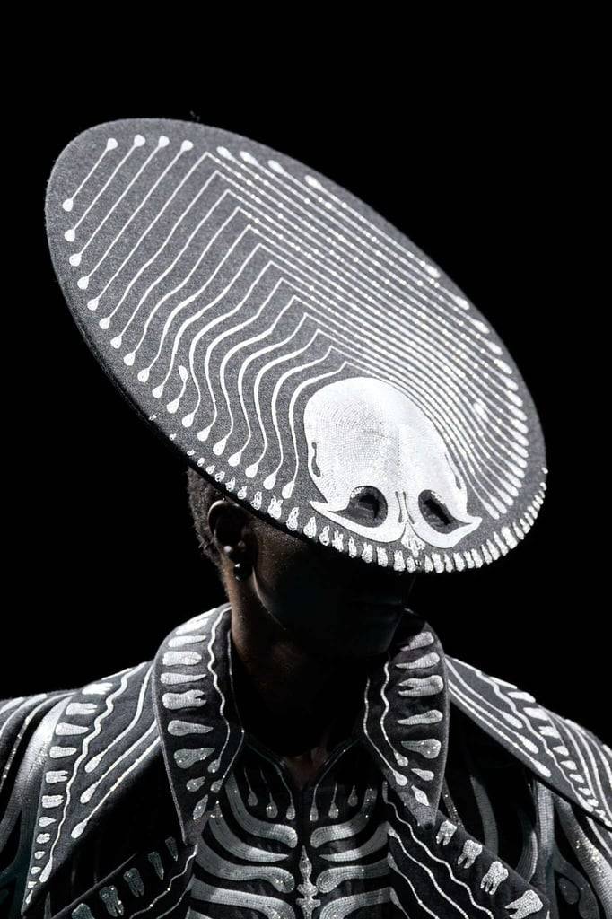 solisolsoli's tweet photo. Robert Wun Couture FW26 · Why dress death so well? https://t.co/O1nOzTBZyF