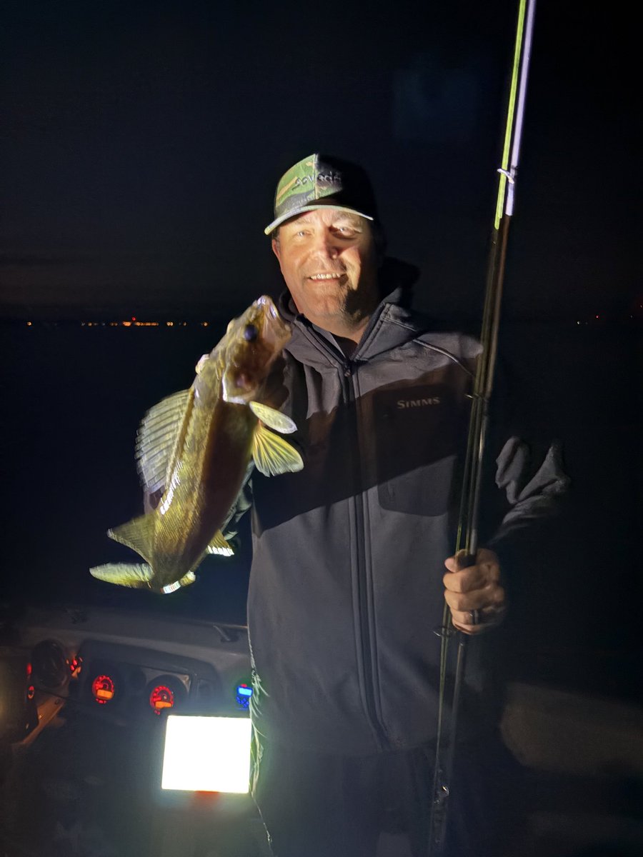 CJusty1971's tweet photo. Justice_on_the_water #insta Fishing….. Been Real Good! Cant wait till Friday At 4:30. Got a couple special guests! @edinahornets alumni weekend again! @twigmaster @GolfLoonsMN @zjusty8 #slay https://t.co/OYPfSY6xgg