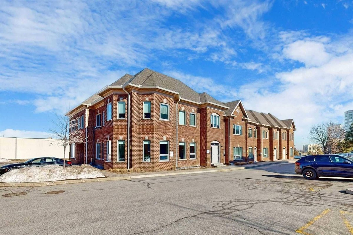 paulbendavid's tweet photo. Take a look at this awesome space for lease
30 Wertheim CT #18
https://t.co/wu4LQz1WiZ

📞 Ready to make a move? 
Give me a call today and let’s talk real estate! 📲💼
✨Paul 
📲 647.988.SELL (7355)
🌐 https://t.co/XTwj34wuWI
LPT REALTY, Brokerage https://t.co/Q84f1yJlJh