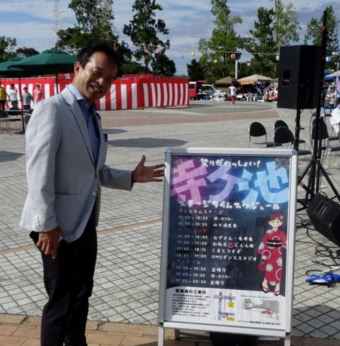 lungindy's tweet photo. ２周目は止めながらMVじっくり見たけどめっちゃこっち側認識してるじゃん https://t.co/7ywC2MPyJB
