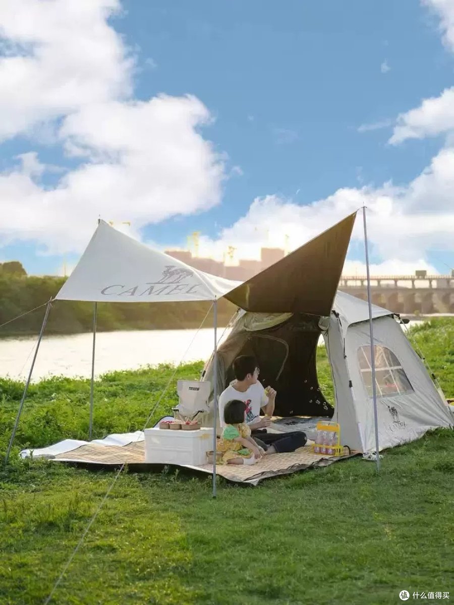 aelez319946v1's tweet photo. [A taller tent with a slightly heavier load stands here, looking quite prominent] https://t.co/gT6lBEeCXw