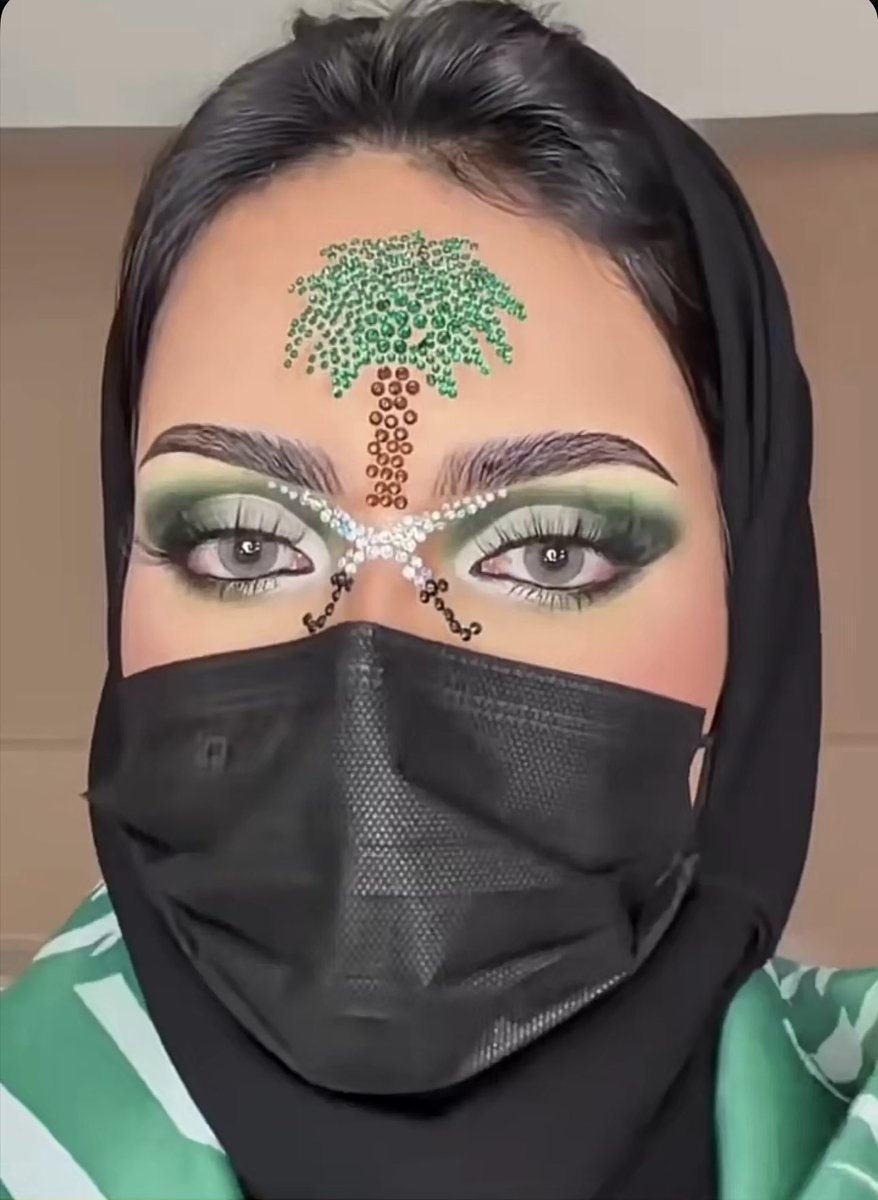 Samlgv8's tweet photo. مافي بدوي مرتفع هرمونه؟🔥🔥 https://t.co/774ekeuUMH