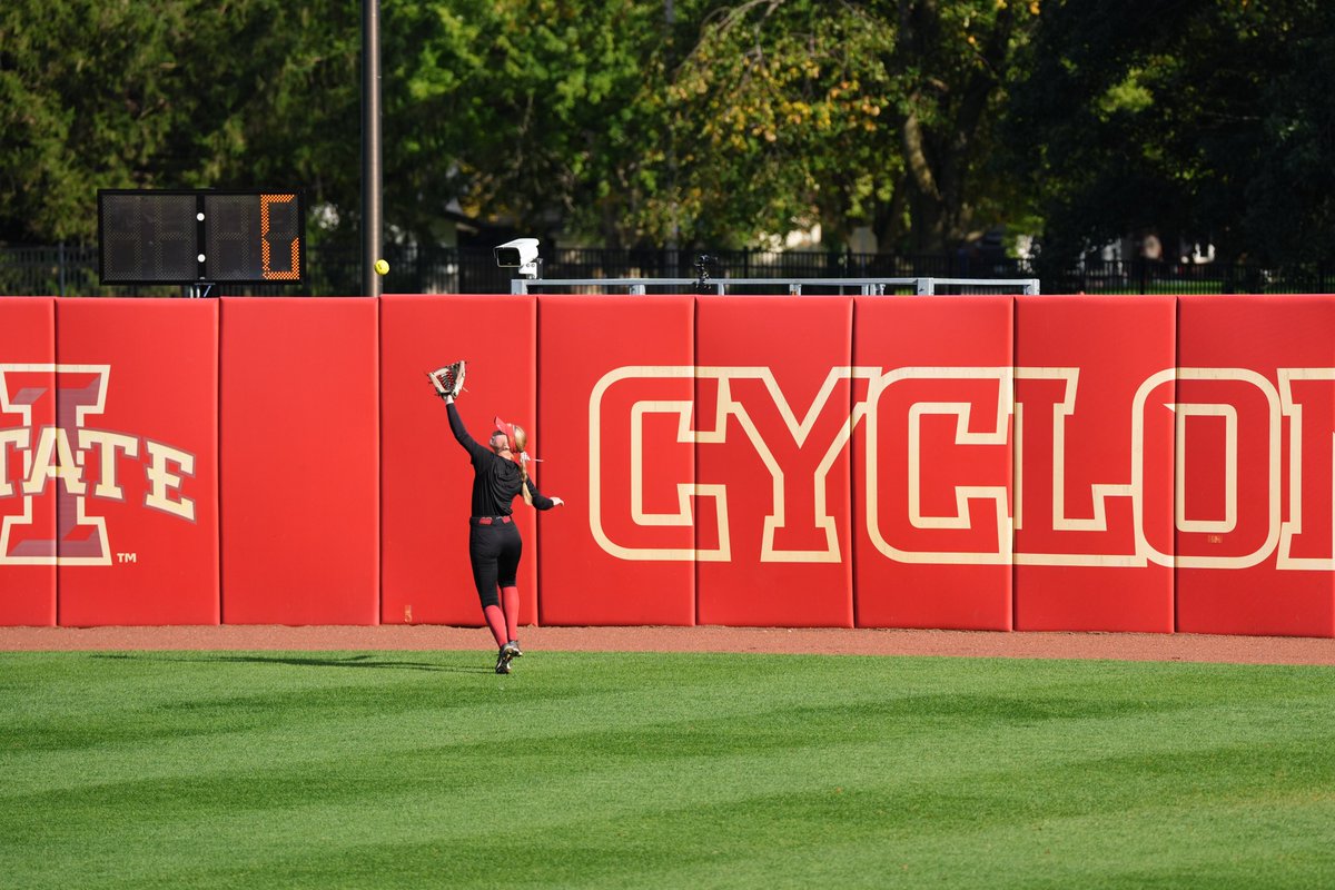 CycloneSB's tweet photo. Fall Ballin 🤞

🌪️🥎🌪️ https://t.co/tY2qjecctJ