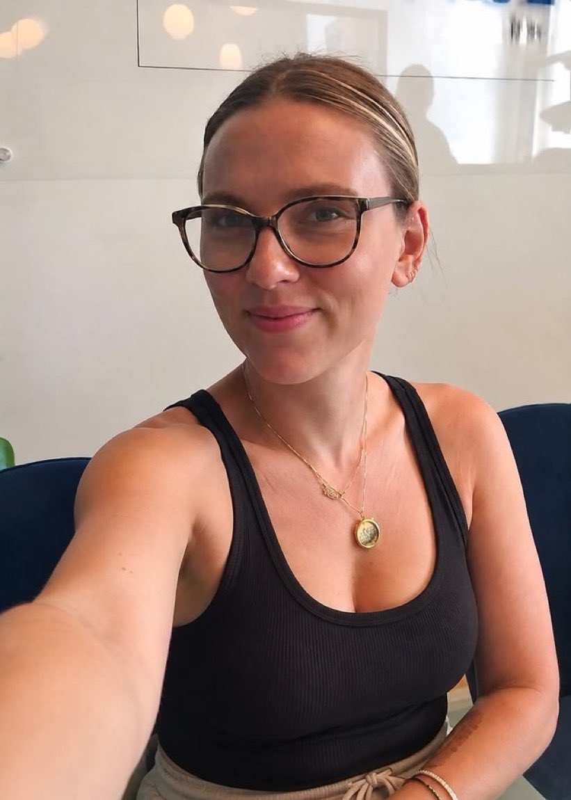 ScarlettJonmlv's tweet photo. Am I loved? 🥹💔 https://t.co/NJpT6f6klu