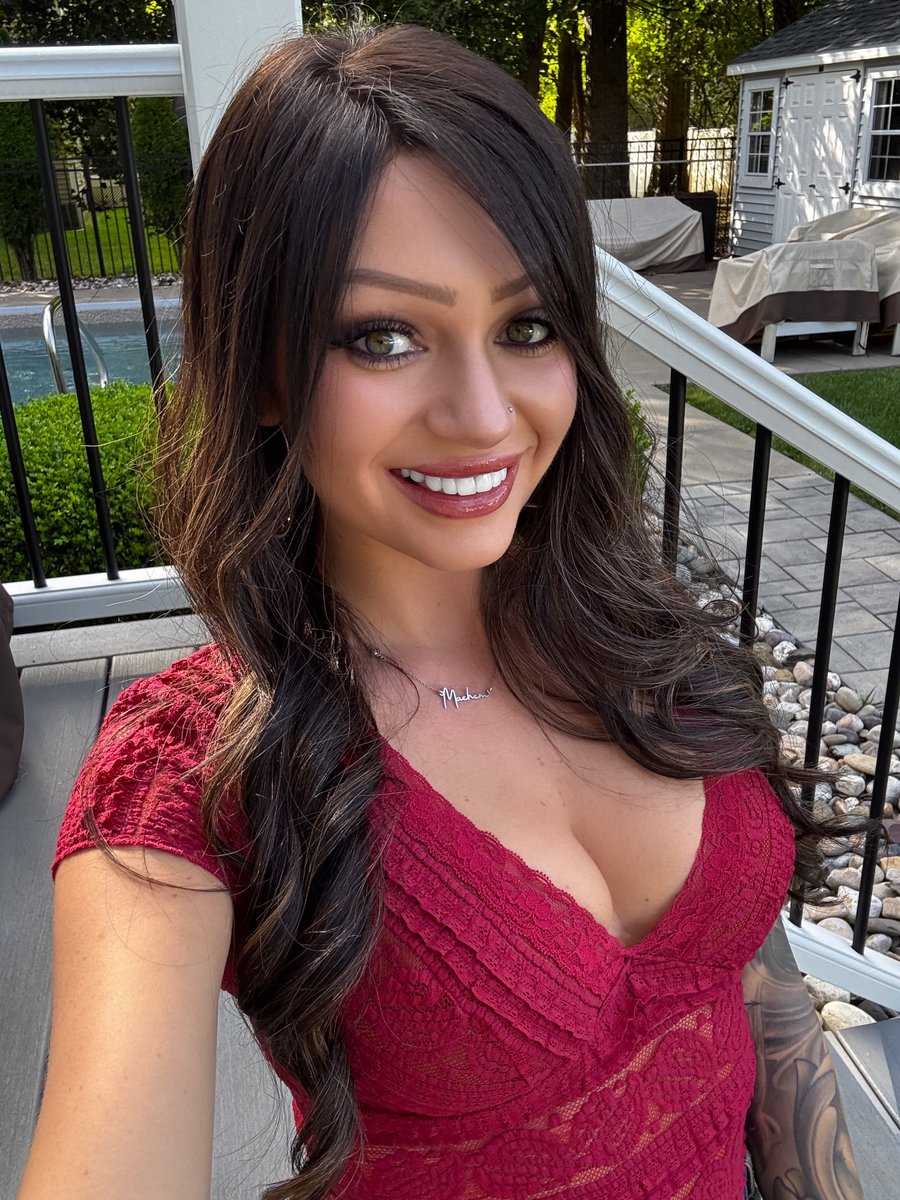 daintylilsole's tweet photo. You’re trouble, what am I going to do with you? https://t.co/ub7LmqCeuo