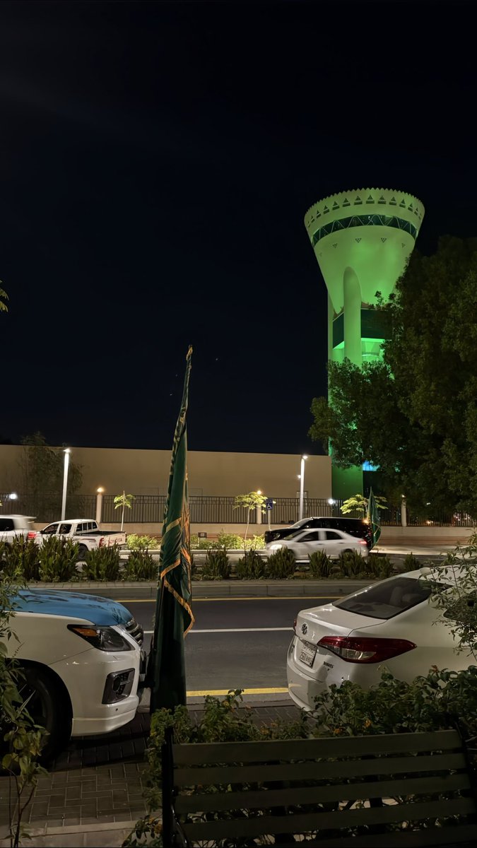 57iue's tweet photo. كل عام وأ��تي يالعظيمه
عظيـــــــــــمه 🇸🇦🌴 https://t.co/BHREmDSly4