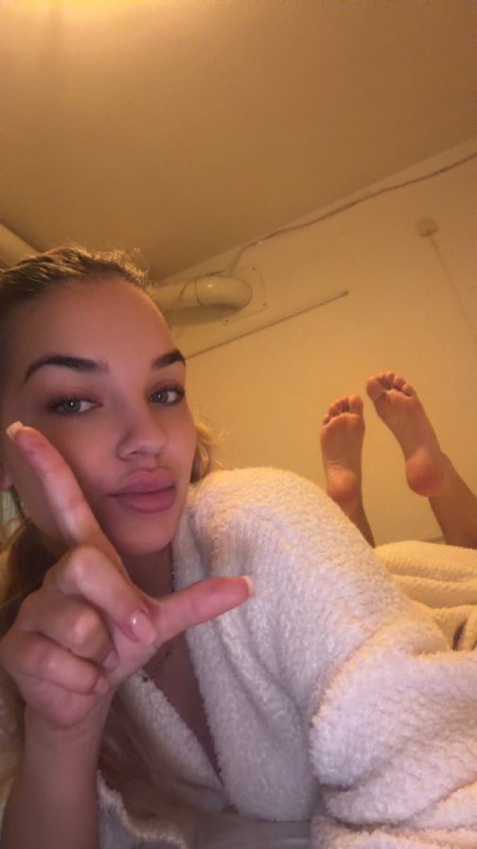 maitressebabar's tweet photo. #Finsub #Soumis #Domina
#Slowdrain #Moneymiss
#Moneyslave #Pieds #Fetichiste https://t.co/LxNfFg5c7I