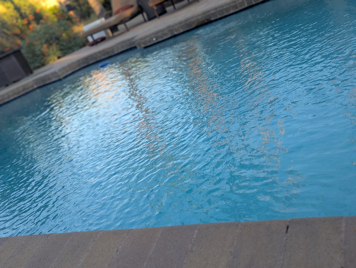 Bryanne's tweet photo. Talking to the void...
The wrinkles in the water just calls to me. Happy Wednesday evening. 💚✨ https://t.co/RSpqC1PZfJ