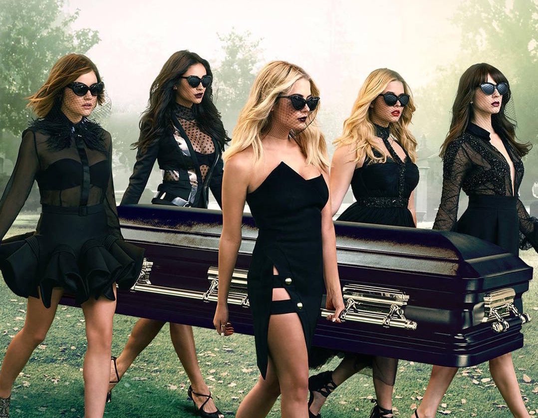 JossDuard's tweet photo. Todas las girls and gays yendo a enterrar desde ya la carrera de Jesse https://t.co/Ya7KZjyFDJ