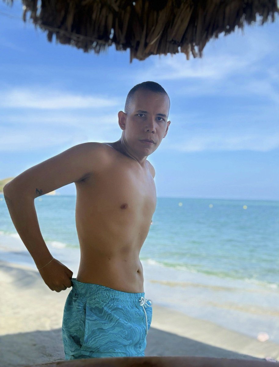 ffjjuli's tweet photo. #gay https://t.co/ukeT4d7nbN