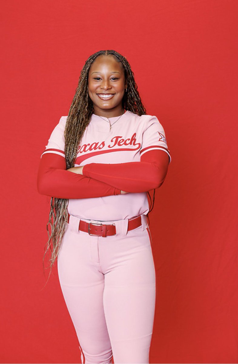 MakenzieNThomas's tweet photo. WRECK ’EM 🖤❤️ #AllGloryToGod #Committed @TexasTechSB @GerryGlasco @CoachArchibald @J_Cottrill_ @PendleyShelby @IGJackson18U @KcJackson00 @jazzvesely @_JJackson1 @ImpactGoldOrg @Rule42sports @vypehouston @CCISDAthletics @SpringsSoftball @TechAthletics @TexasTech @SoftbalAmerica https://t.co/q9kVbBvn9A