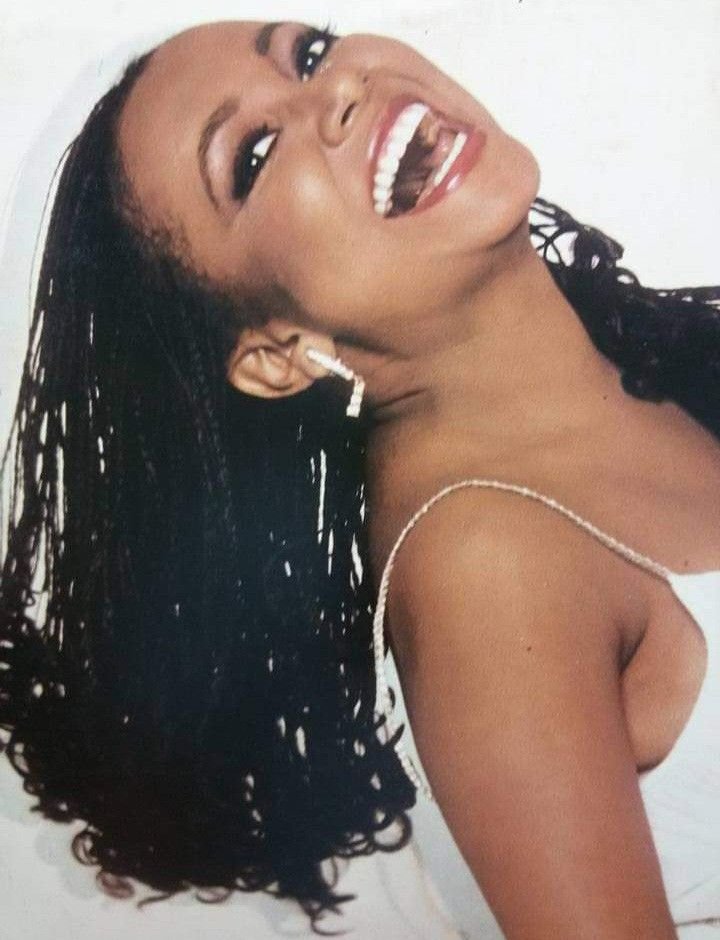 acervo_brasil's tweet photo. — Alcione
Nossa maravilhosa Marrom! Alcione Dias Nazareth é uma Loba. Com voz doce, jeito dengoso e postura polida a potência que essa mulher é não tá escrito. https://t.co/UfoYgqYUfO