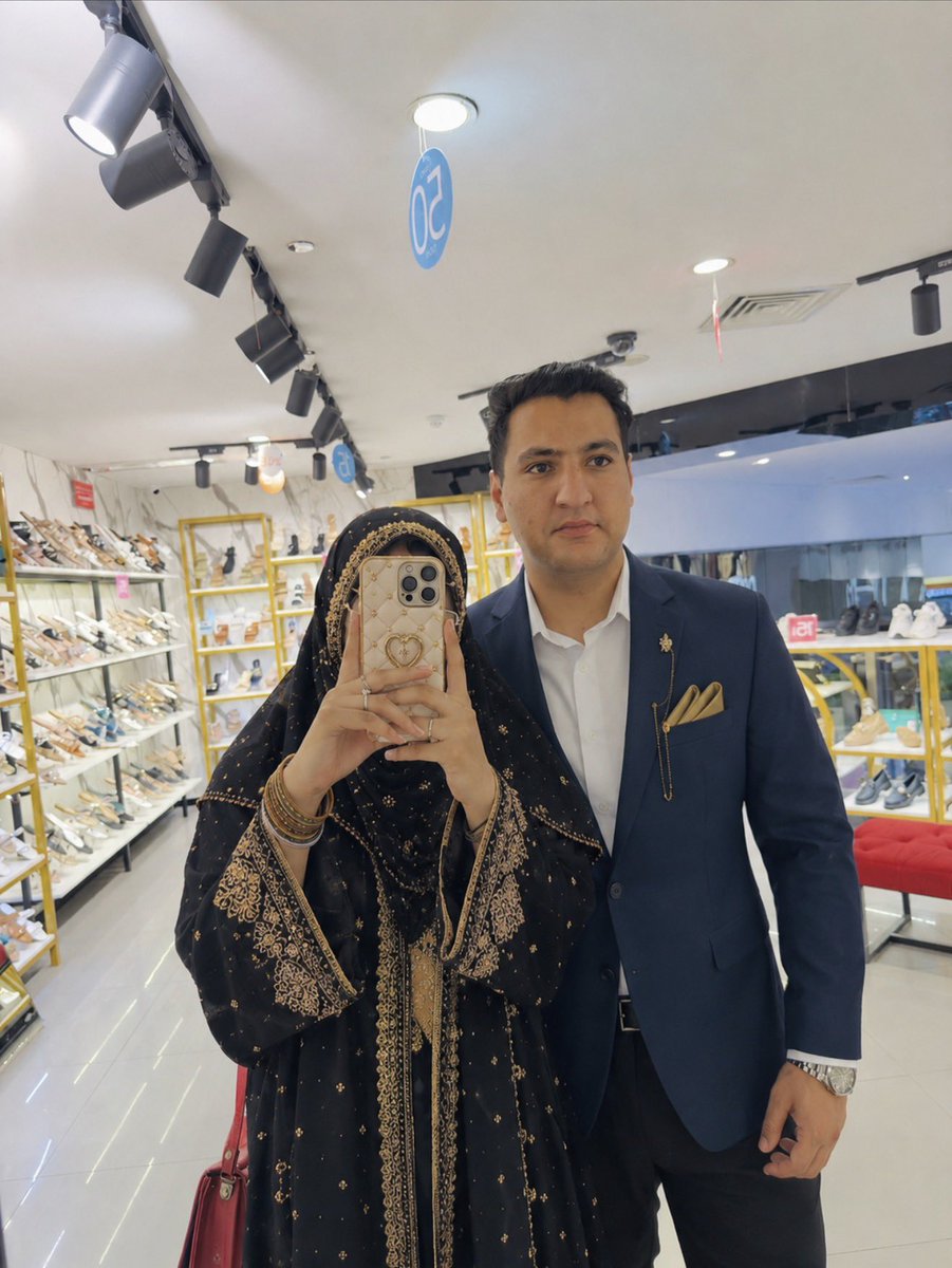 Crypto__Haris's tweet photo. GOOD MORNING Everyone ☀️ 

I pray you all make huge profits today. 💰

Who will say “GM BACK” to us? https://t.co/NmjUuk7yMq
