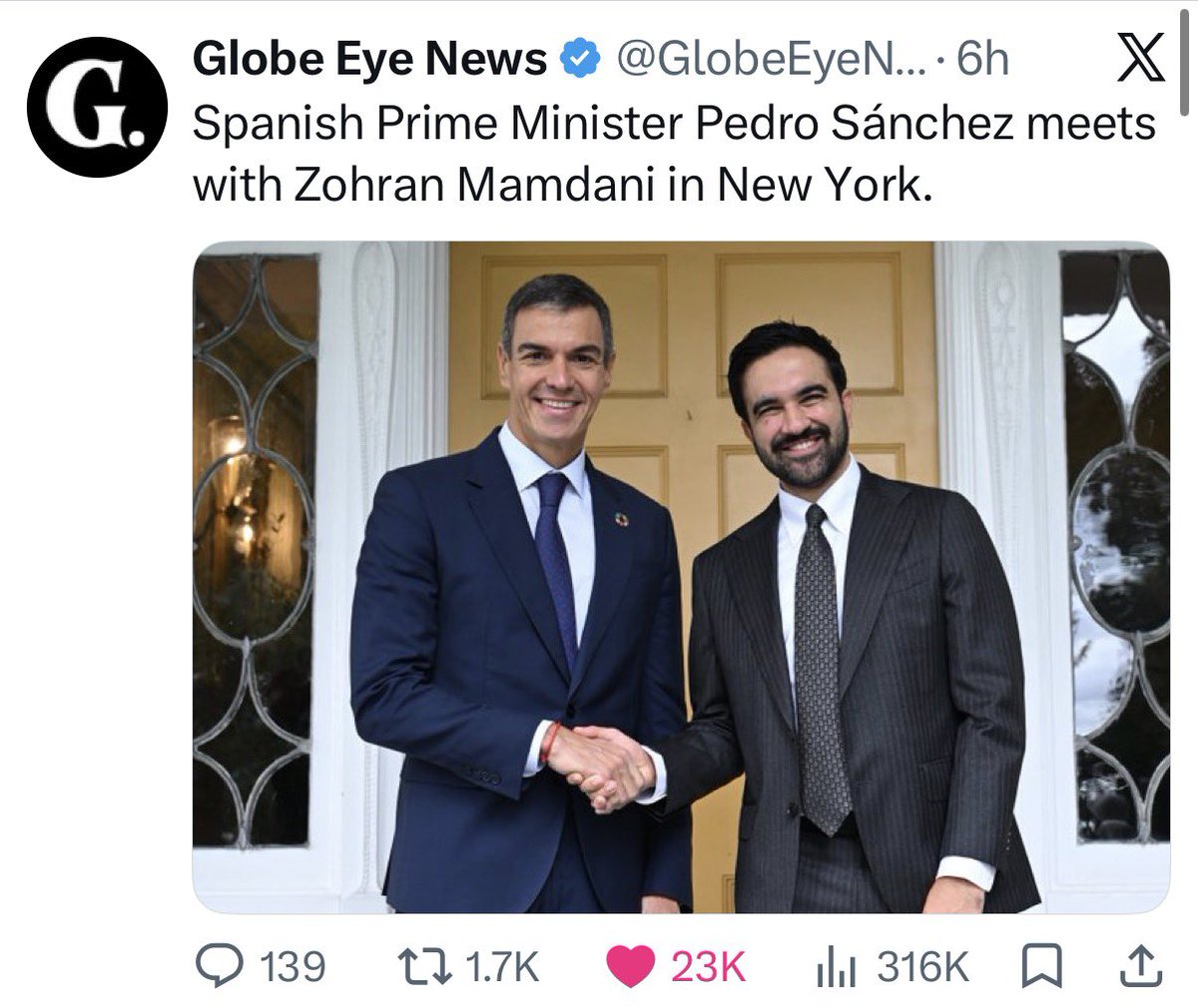 Smorgasboredom's tweet photo. The Mayor of New York receives foreign dignitaries like a head of state. As it fucking should be. https://t.co/4rlbWIKyqR