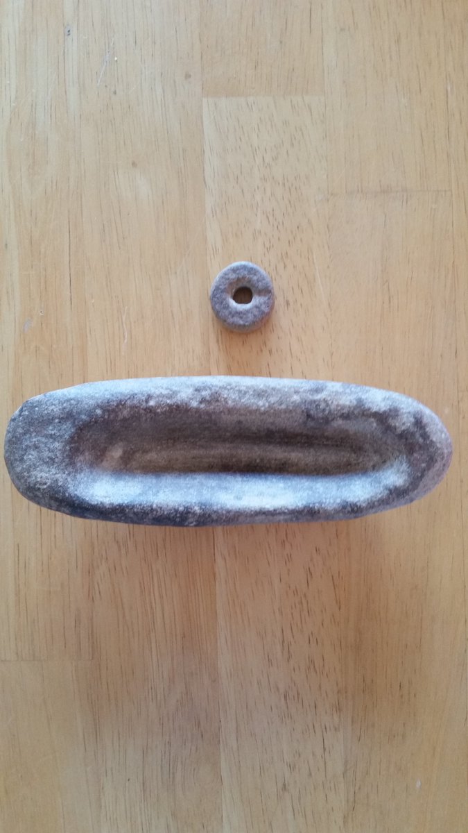 JasonFi09345466's tweet photo. @DrGregLittle2 Was wondering if this might be a discoid? It was found in a creek in North East Texas not to far from where this boatstone was found. https://t.co/oMpPsQBnkg