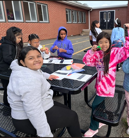 WHGWRams's tweet photo. Young scientists in action! Our 4th graders from Ms. Sheehy’s class worked together to design and build a functioning electrical system—putting collaboration, creativity, and problem-solving skills to work! https://t.co/9JfngqQYVq