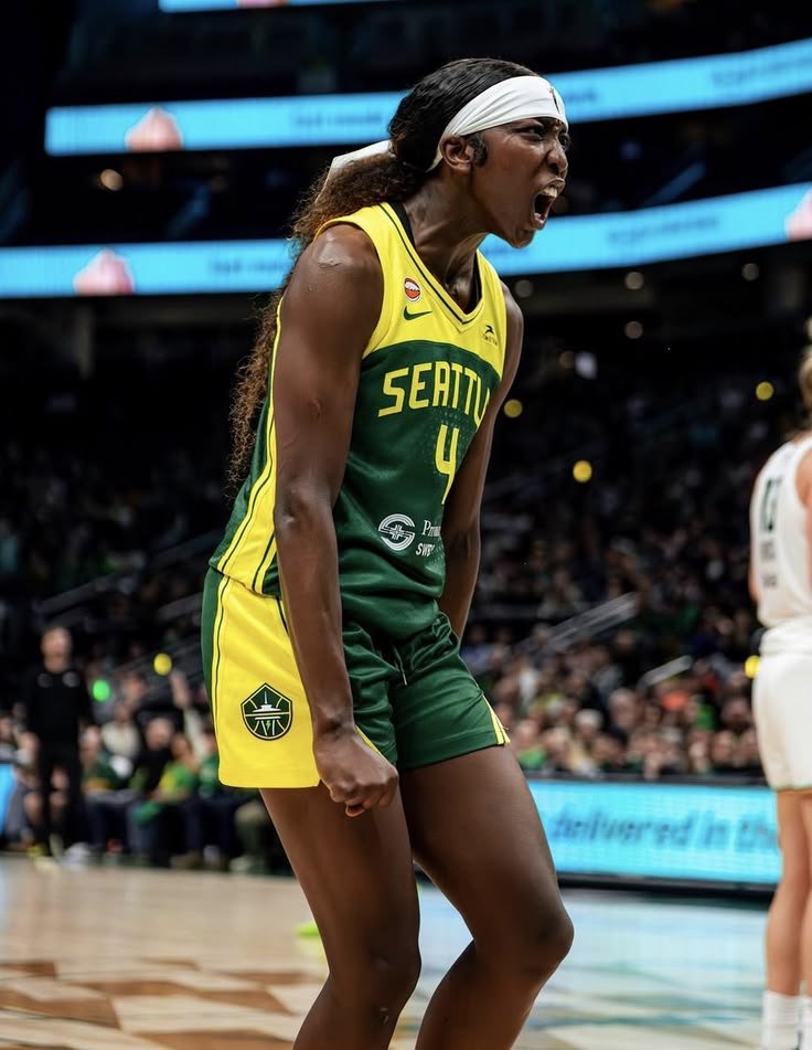 Kevro_sports's tweet photo. ⚫ KEVRO | PICK DEL DÍA FREE🏀🔥

🎯 FLAU’JAE JOHNSON — OVER 16.5 PUNTOS

Vamos con Flau’jae buscando 17+ puntos.

📊 LÍNEA: 16.5 PTS
🎯 OBJETIVO: 17+ PUNTOS

🔥 ÚLTIMOS 3:
25 PTS | 17 PTS | 29 PTS

Flau’jae llega con volumen ofensivo y protagonismo suficiente para atacar una línea que nos exige solamente 17 puntos.

La clave KEVRO: no necesitamos una actuación extraordinaria; necesitamos que alcance su producción habitual.

⭐ CONFIANZA KEVRO: 8/10

ANÁLISIS → VALOR → VERDE. 🟢

⚫ KEVRO | NO SEGUIMOS LA LÍNEA. LA ANALIZAMOS.

#KEVRO #WNBA #FlaujaeJohnson #SeattleStorm #SportsBetting #WNBAProps