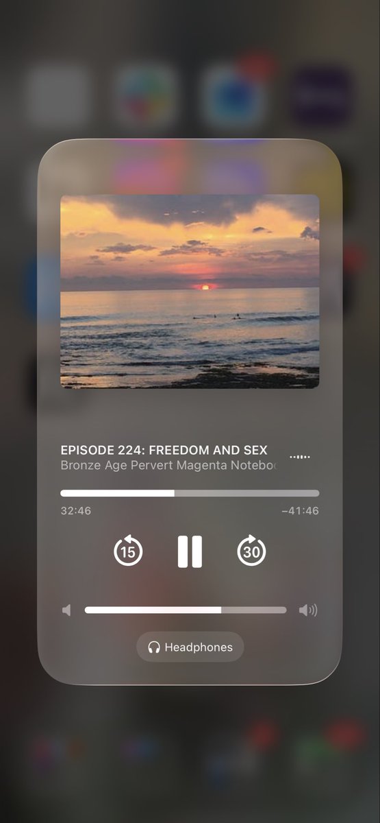 Z0omerChetBaker's tweet photo. “You haven’t listened to anything I’ve been saying for the last 30 minutes, anon, I am trying to tell you about my day and perhaps make enthusiastic love to you! Take your headphones out..”

I uhhhhh yessssss guuhnh one moment bap mein womaNfoid  is speaking I listen and learn https://t.co/pr4df8JU5Z