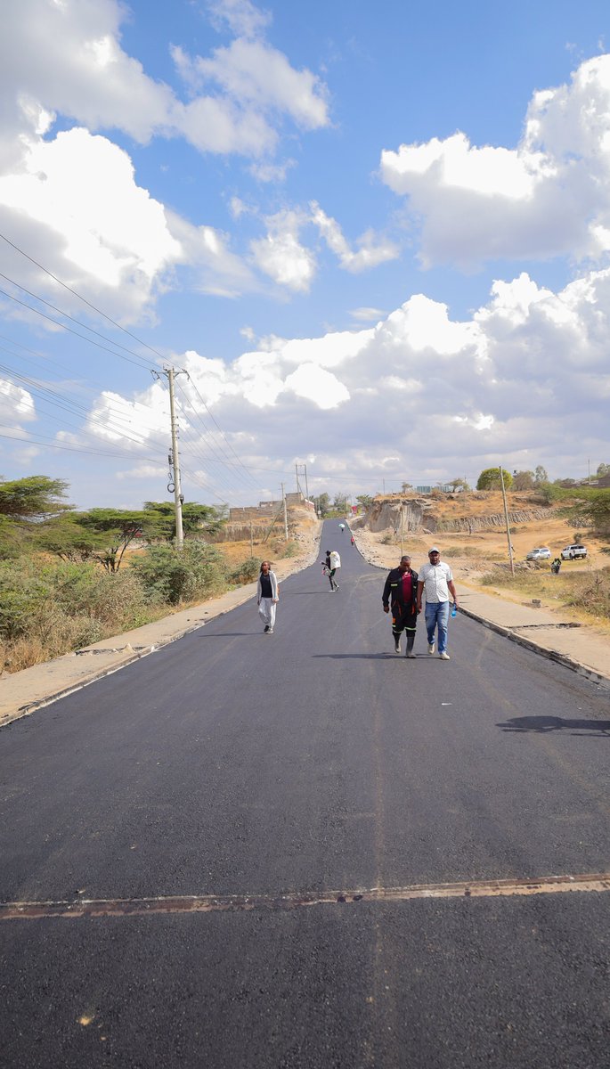 Polycarpdecdoc1's tweet photo. @JoelKuriaNjugu3 @briankariuki These aee just some of the projects he has done for Kasarani https://t.co/6cXLWWRPyW